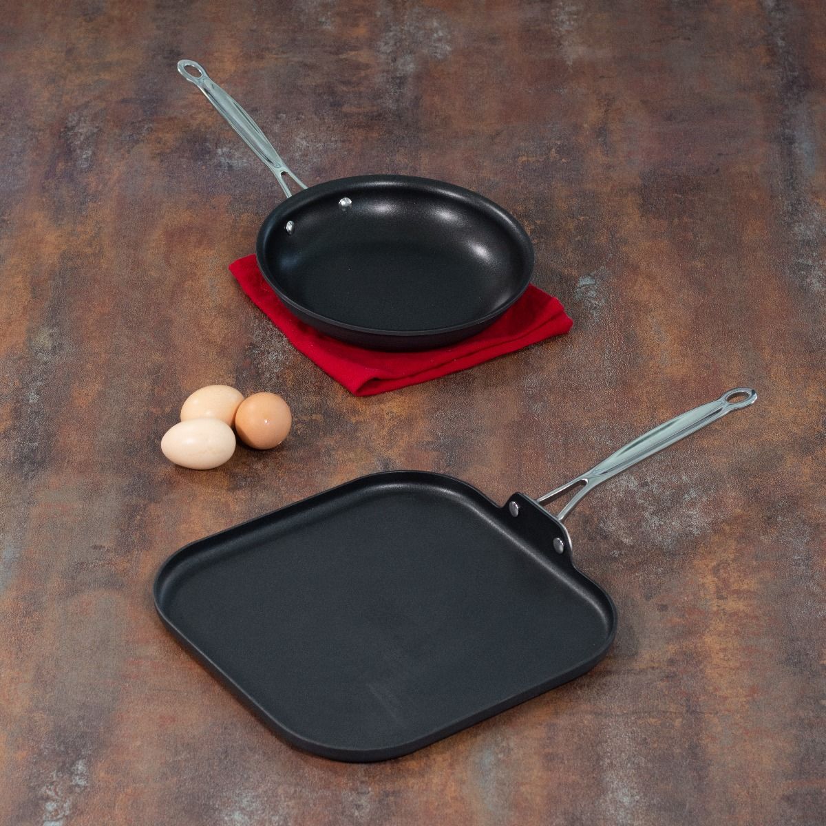 Cuisinart Chef's Classic Hard Anodized Nonstick 9" Skillet