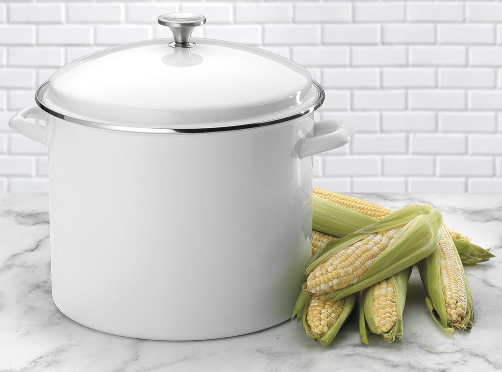 Cuisinart Chef's Classic 16-Quart Enamel On Steel Stockpot With Cover | White