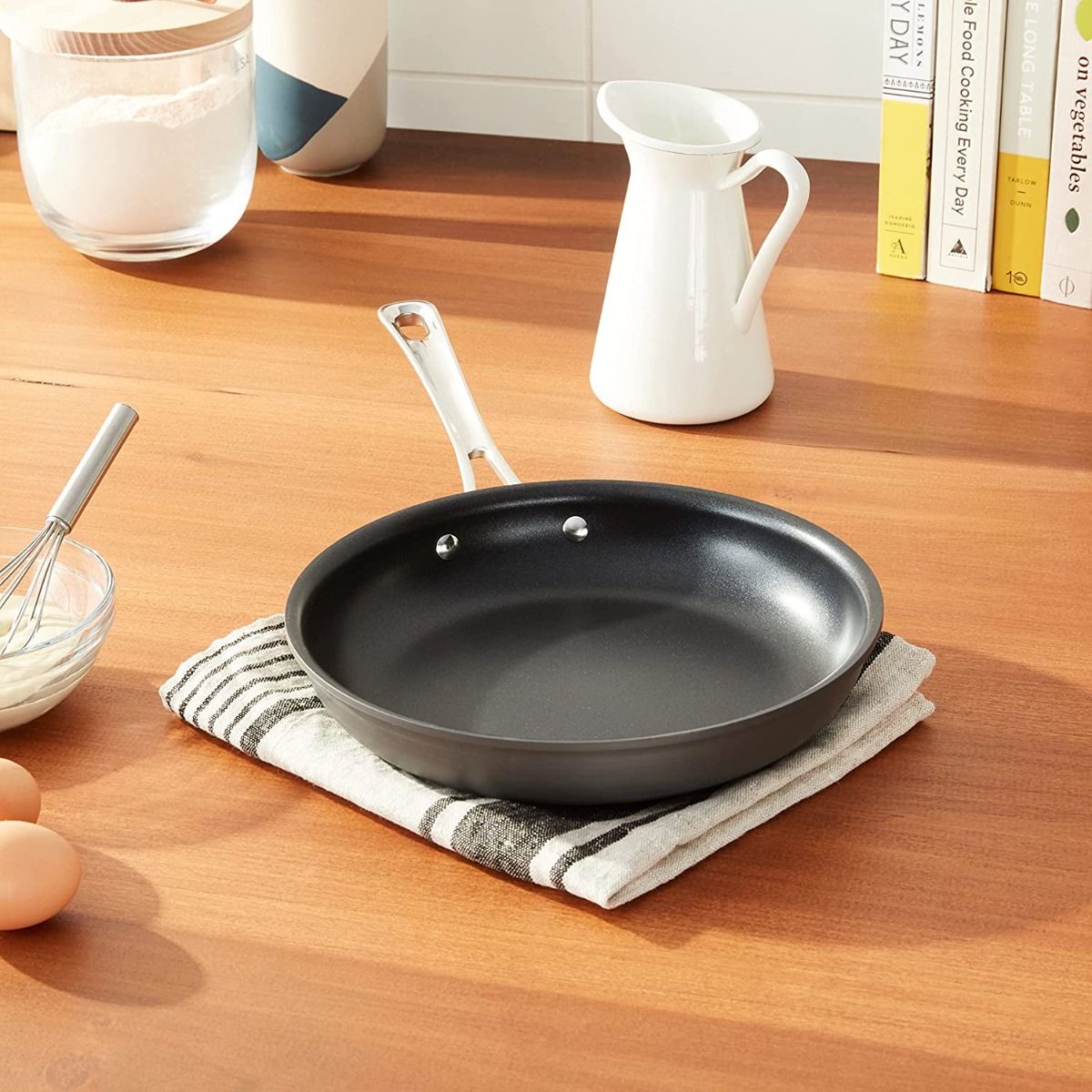  Cuisinart Contour Hard Anodized Open Skillet | 10"