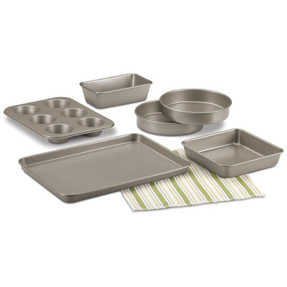  Cuisinart Chef's Classic Nonstick Bakeware 6-Piece Set | Champagne