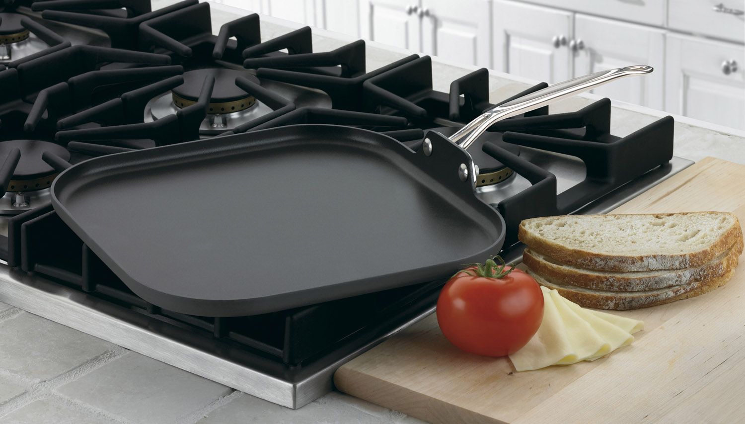  Cuisinart Chef's Classic Hard Anodized Nonstick 11" Square Griddle