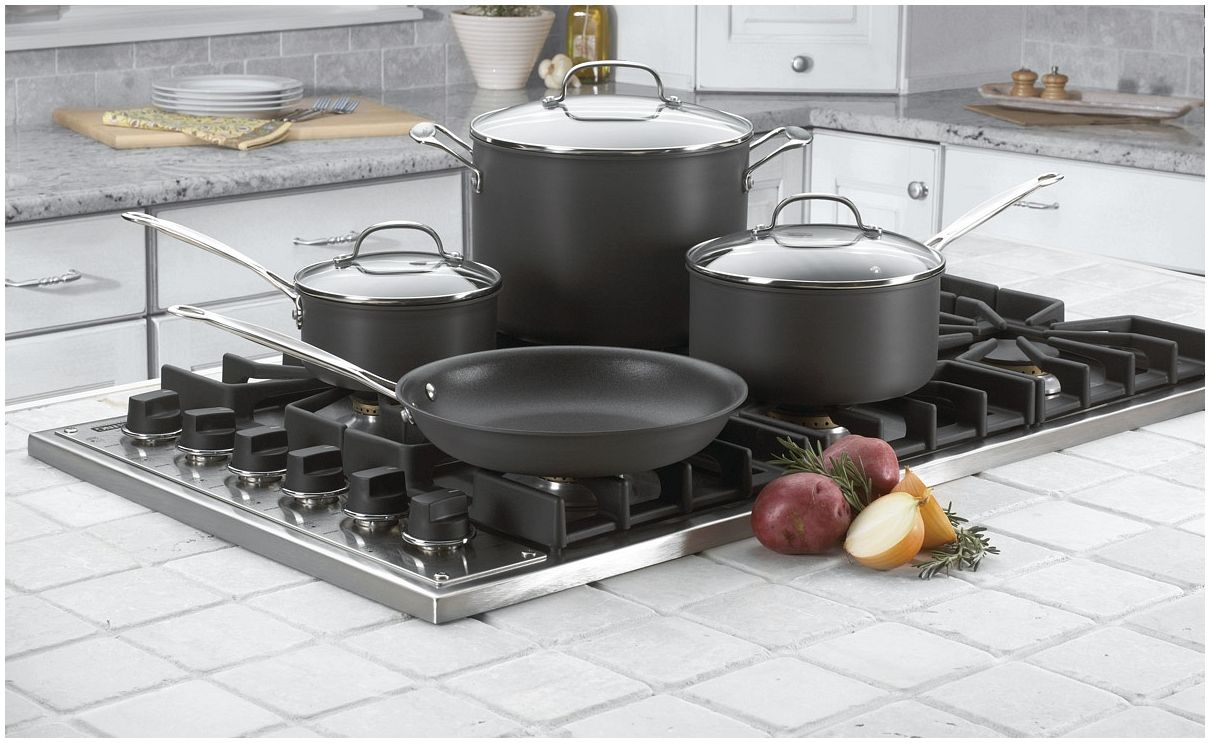  Cuisinart Chef's Classic Hard Anodized Nonstick Cookware Set | 7-Piece