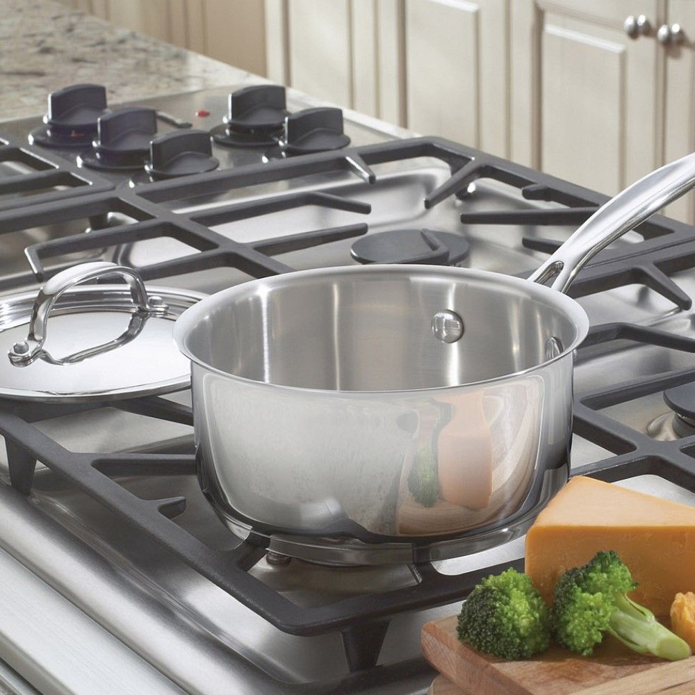  Cuisinart Chef's Classic Stainless Steel 1.5-Quart Saucepan