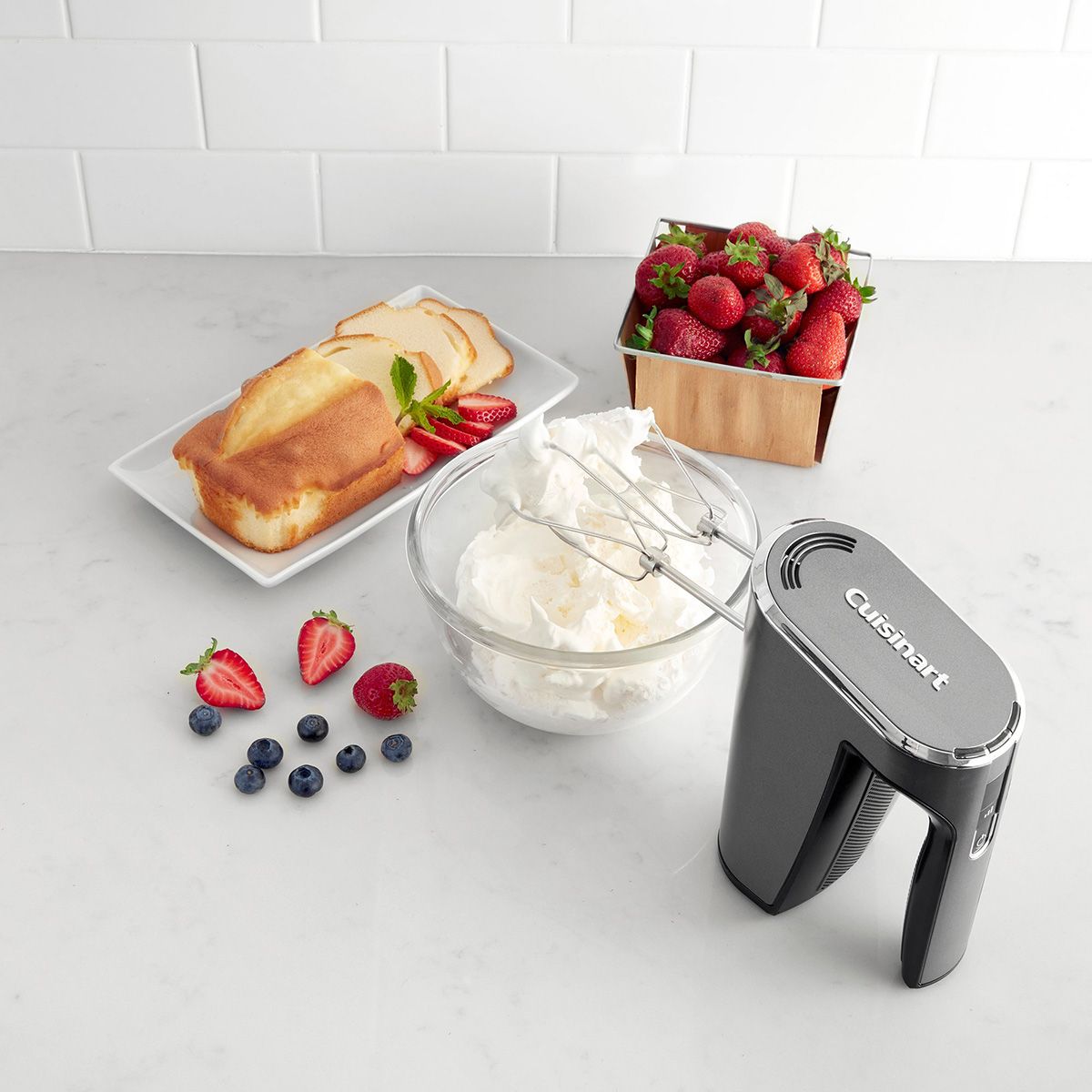  Cuisinart EvolutionX Cordless Rechargeable 5-Speed Hand Mixer | Dark Grey